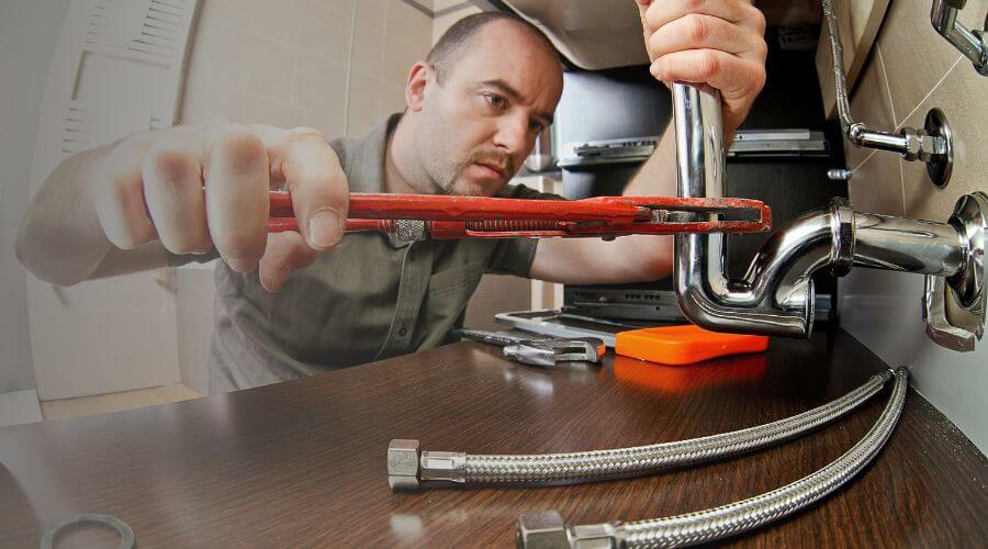 Expert burst pipe repair services in Chillicothe, IA